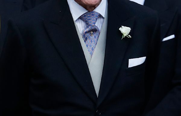 Prince Philip turns 98: Royal family wishes him happy birthday!