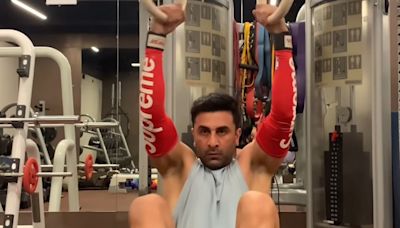 Ranbir Kapoor's "Very First Attempt At Muscle Up" Is How The Week Can Look "Too Good"