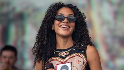 Olivia Dean pays tribute to grandmother and Windrush generation at Glastonbury