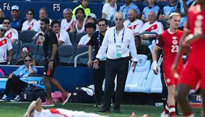 ‘DT testarudo’, ‘loquitos detrás de un balón’ y ‘fin de un ciclo’: en Perú critican a su selección por la eliminación de la Copa América