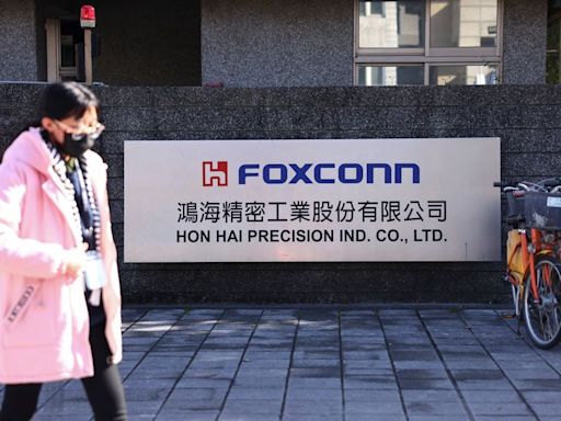 Foxconn Q2 revenue jumps 19% y/y, sees growth in Q3