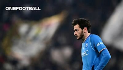 Kvaratskhelia makes transfer decision amid Barça links and Napoli release clause dilemma | OneFootball