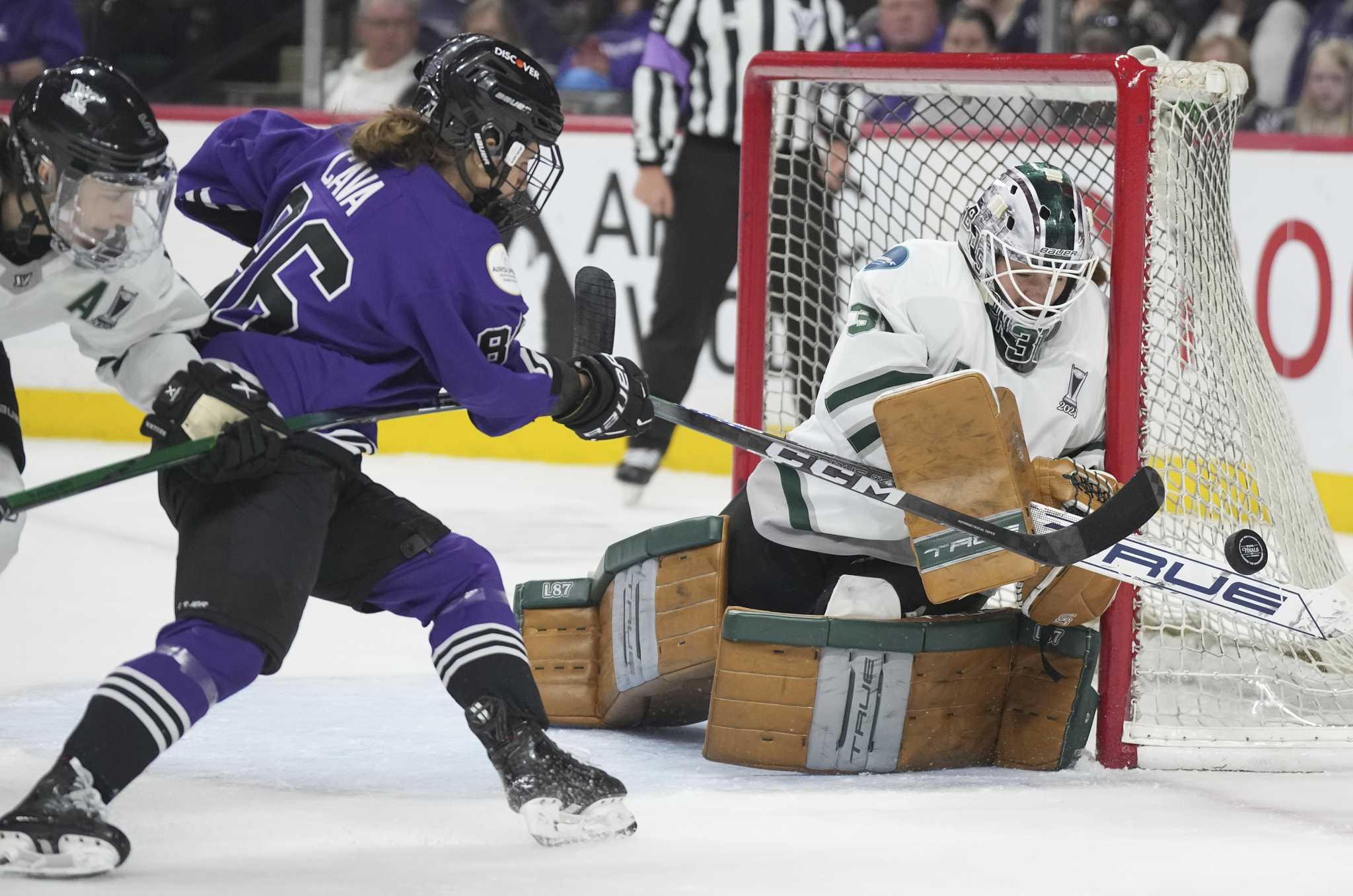 Muller scores late in 2nd OT, lifting Boston over Minnesota to send PWHL finals to decisive Game 5