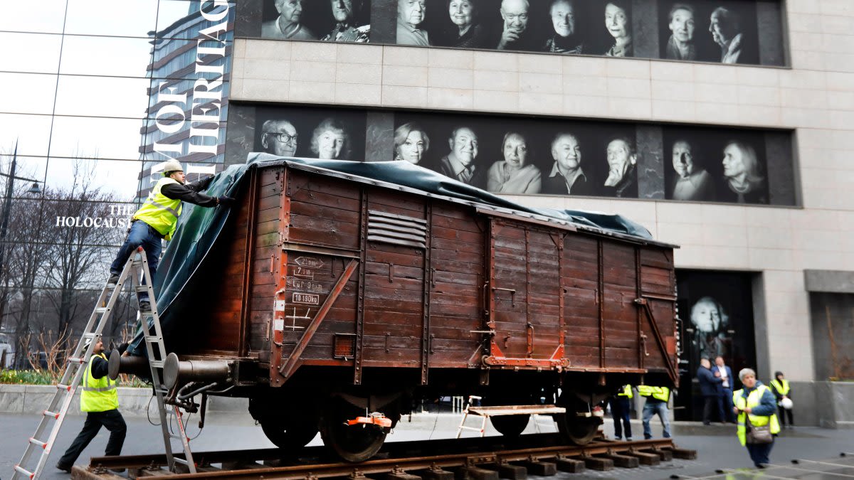 Holocaust museum to host free field trips for eighth graders in New York City public schools