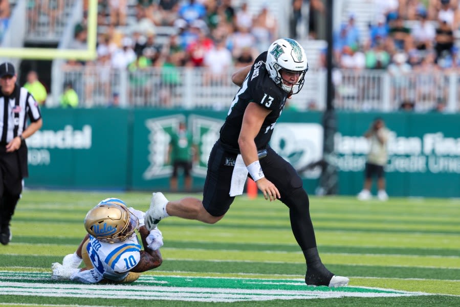 Hawaii football stumbles at Sam Houston