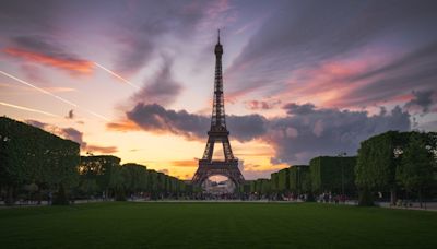 3 mil pessoas acham a Torre Eiffel medíocre: uma aula de Marketing