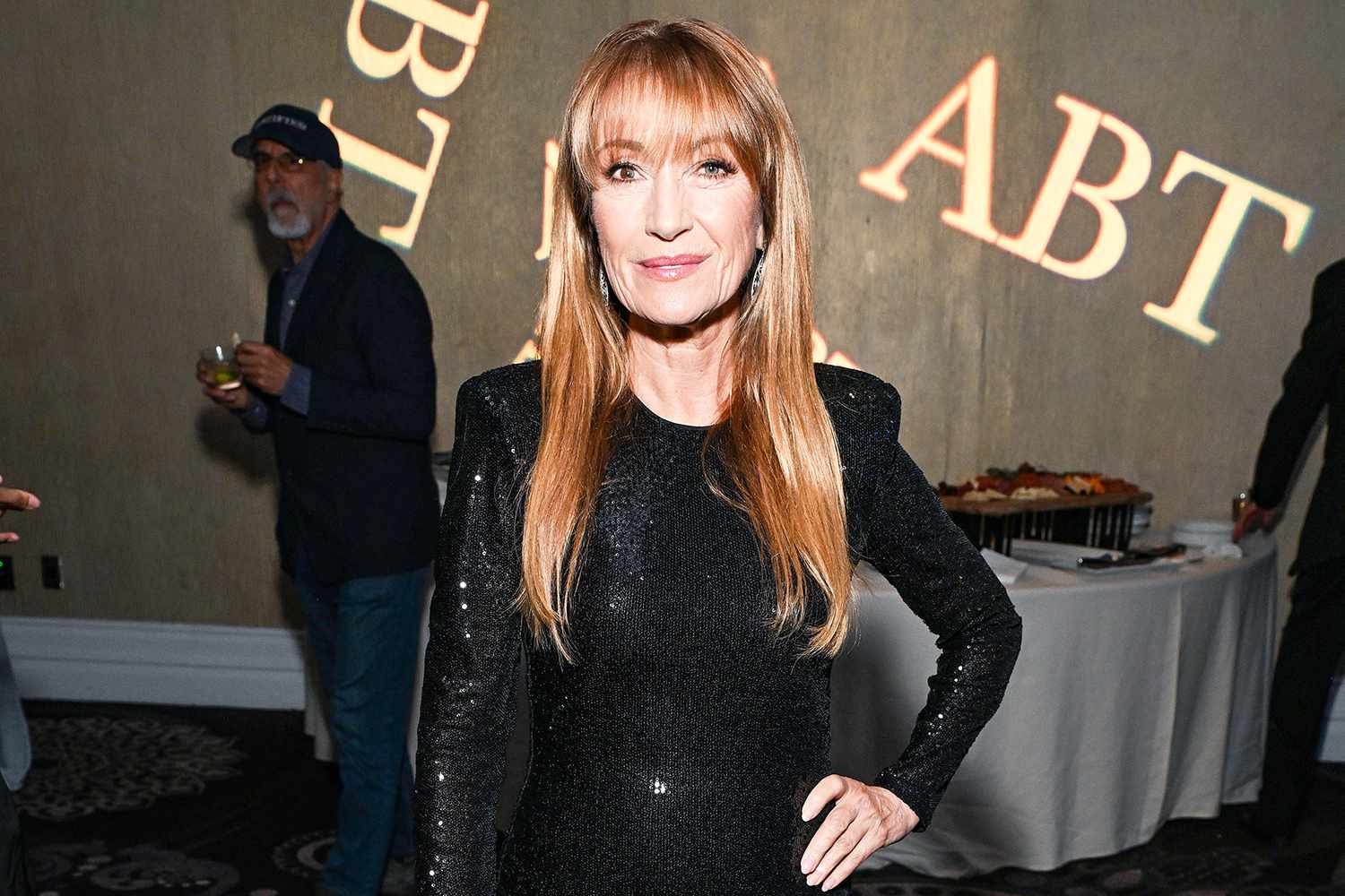 Jane Seymour Finally Sets ‘Record Straight’ About Claims She’s Had Plastic Surgery: ‘People Were Getting It Wrong’ (Exclusive...