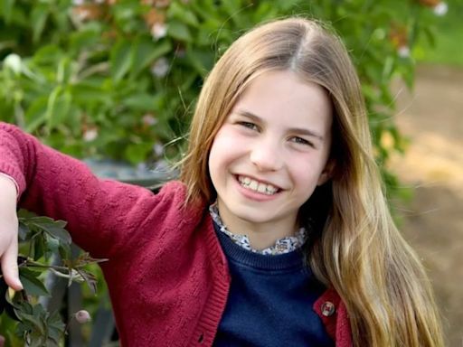 La princesa Carlota cumple 9 años y sus padres celebran con una foto