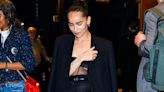 Zoë Kravitz prouve que la transparence peut être chic et sensuelle