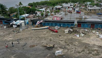 Hurricane Beryl on path towards Mexico's Yucatan Peninsula after slamming Jamaica, Cayman Islands