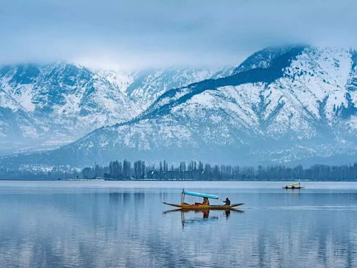 Over one crore tourists visited J&K in six months: Centre - ET TravelWorld