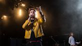 Kaiser Chiefs' Ricky Wilson 'dreads' going on tour