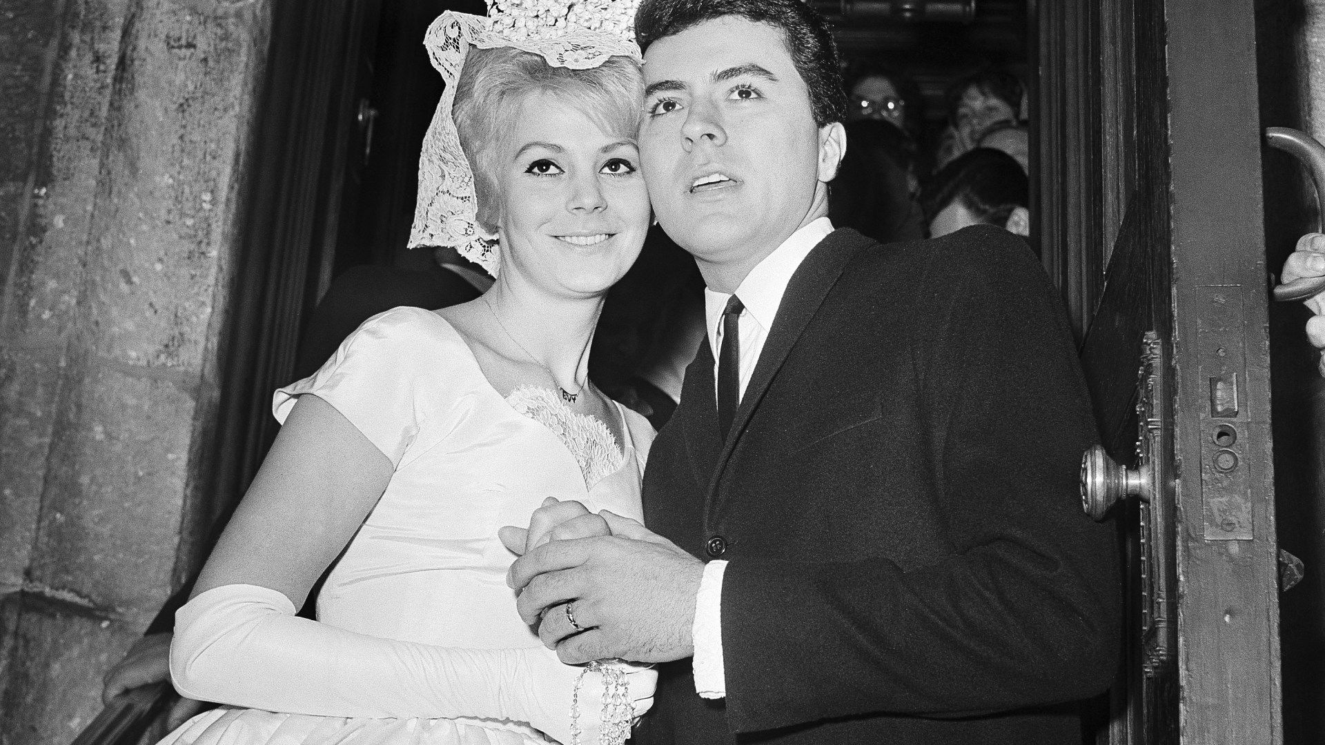 Meet James Darren's wife Evy Norlund