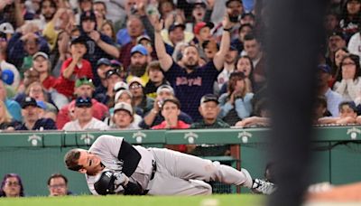 Yankees' Anthony Rizzo to miss at least 8 weeks due to fractured arm after awkward collision in loss to Red Sox