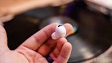 Samsung Galaxy Buds 3 and Buds Pro 3 reportedly get a redesign and AI features