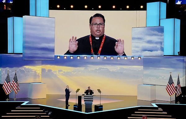 Watch pastor give Trump impression at RNC: 'You're going to be so blessed'