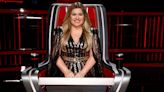 Kelly Clarkson Says She Left 'The Voice' Because She Was 'Struggling' and Faking a Smile