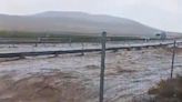 Las fuertes lluvias en Hellín, Fuentealbilla y Almansa provocan siete rescates y el descarrilamiento de un tren