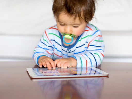 Tablet use linked to angry outbursts among todders, study finds