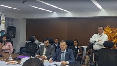 Félix Alvarado dice que hay mala fe política por socavón en el km 44 de la autopista