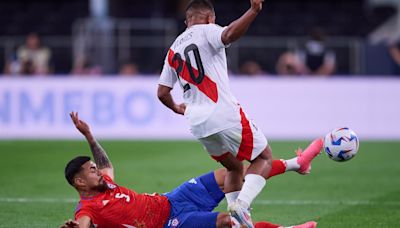 1x1 de Chile: Paulo Díaz brilla y Marcelino queda en deuda ante Perú