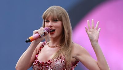 Khan: London will ‘carry on’ after suspected plot at Swift concerts in Vienna