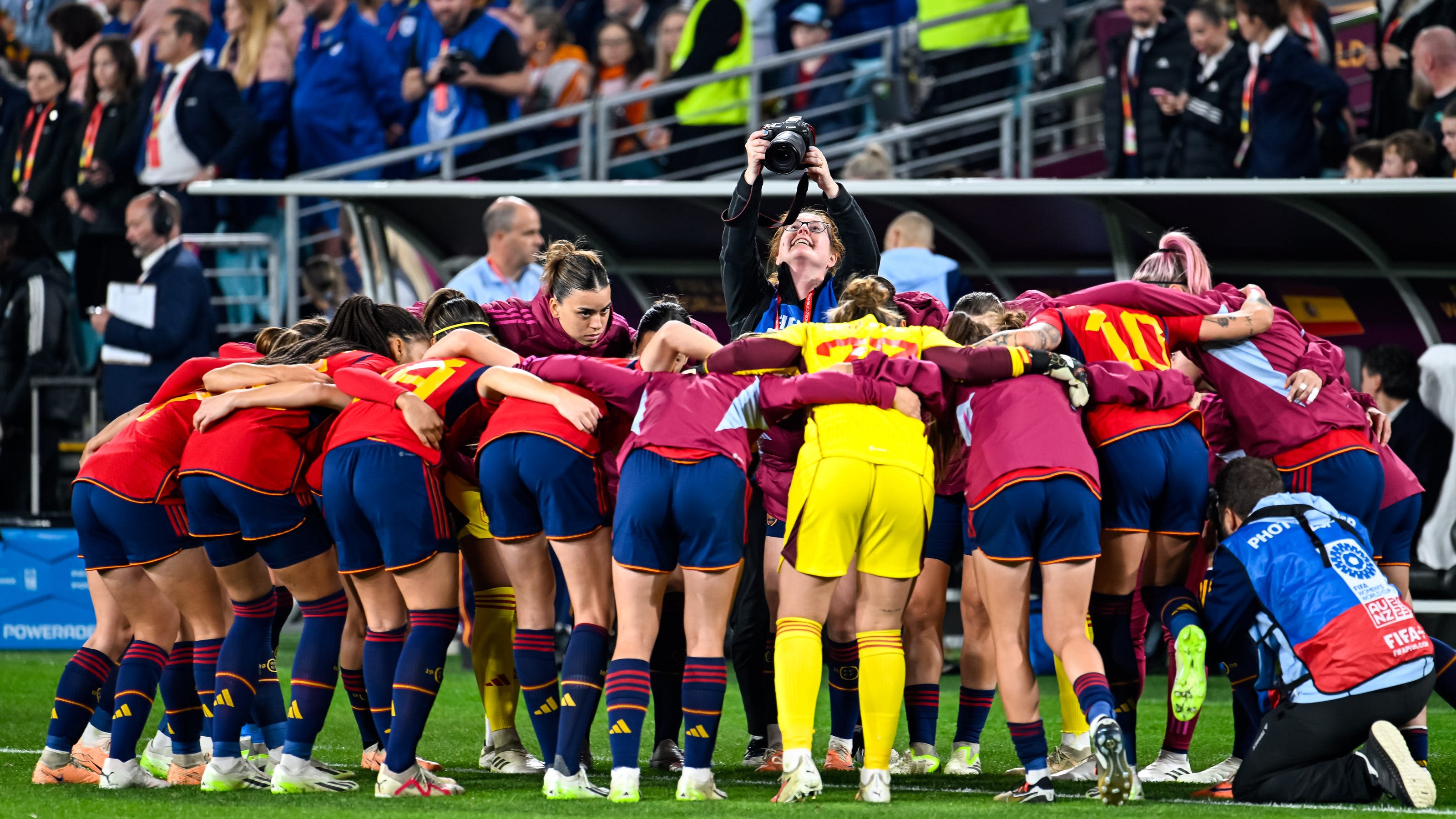 Spain vs. Brazil live updates: Score, how to stream women's soccer Olympic semifinal