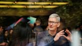 Here's what Apple can tell us about the broader stock market and consumer spending habits – and why a sell-off may loom for retail traders.