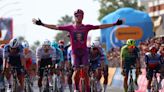 Giro d'Italia 2024: Jonathan Milan powers home to take second win of Giro with thrilling Stage 11 sprint victory - Eurosport