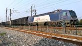 黑龍江貨物列車凌晨撞鐵路施工人員 6人罹難
