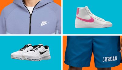 Step to class with style by saving an extra 25% at the Nike back-to-school sale