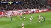 Un golazo y dos asistencias de Lionel Messi en el triunfo de París Saint Germain sobre Ajaccio en la Liga de Francia