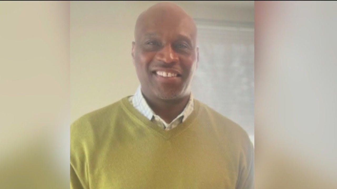 Search continues for missing Chicago pastor, Warren Beard, last seen in Joliet