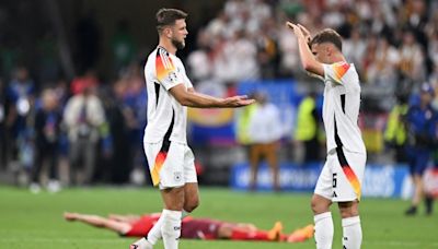 Last-gasp Fuellkrug goal rescues top spot for Euro hosts Germany