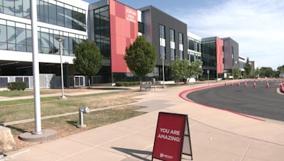 Volunteers renovate Joplin High School classrooms and gardens