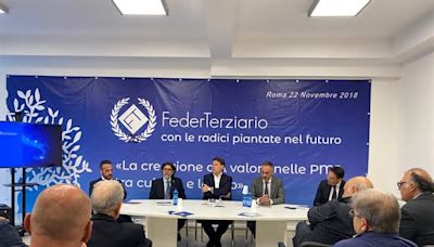 Giuseppe Conte a Lecce nella sede di Federterziario: l’impegno per migliroare la competitività delle PMI