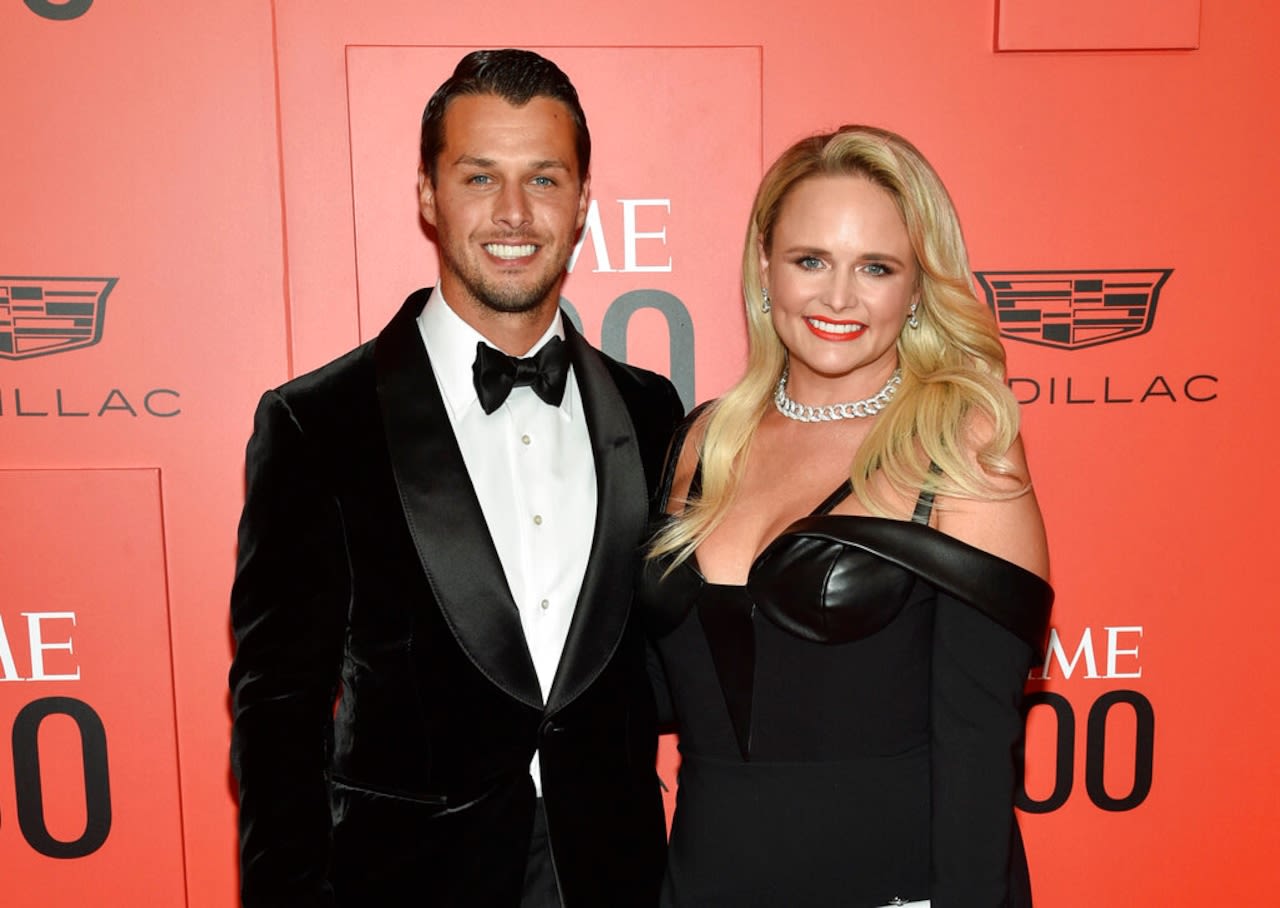 Miranda Lambert spills on life with husband, including ‘patio’ dates featuring 90′s rock music