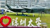 「殲20」驚現深圳大學 上千學生市民打卡 校方：模型機動員參軍