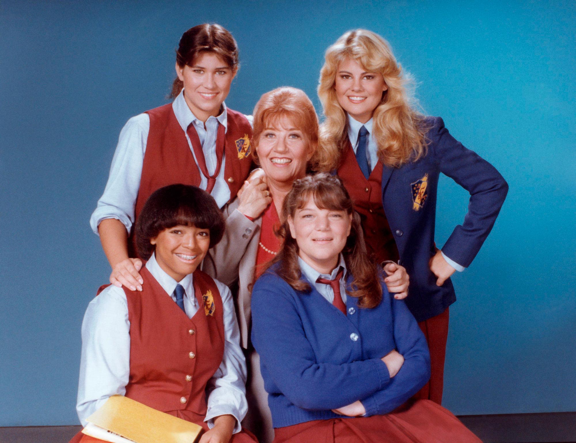 Mindy Cohn Says ‘Facts of Life’ Reboot Was Ruined by One ‘Greedy Bitch’ in the Cast