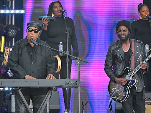 Stevie Wonder flexes his Clavinet chops as he hits the stage with Gary Clark Jr