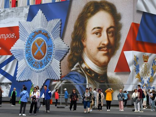 San Petersburgo, "ventana a Occidente" de Rusia, busca turistas de Oriente