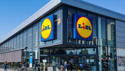 Lidl lifts pay to match Aldi and surpass UK rivals