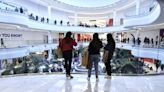 US Consumer Sentiment Unexpectedly Falls to Seven-Month Low