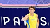 Record-Breaker Armand Duplantis Soars To Olympic Pole Vault Gold, Keely Hodgkinson Wins 800m | Olympics News