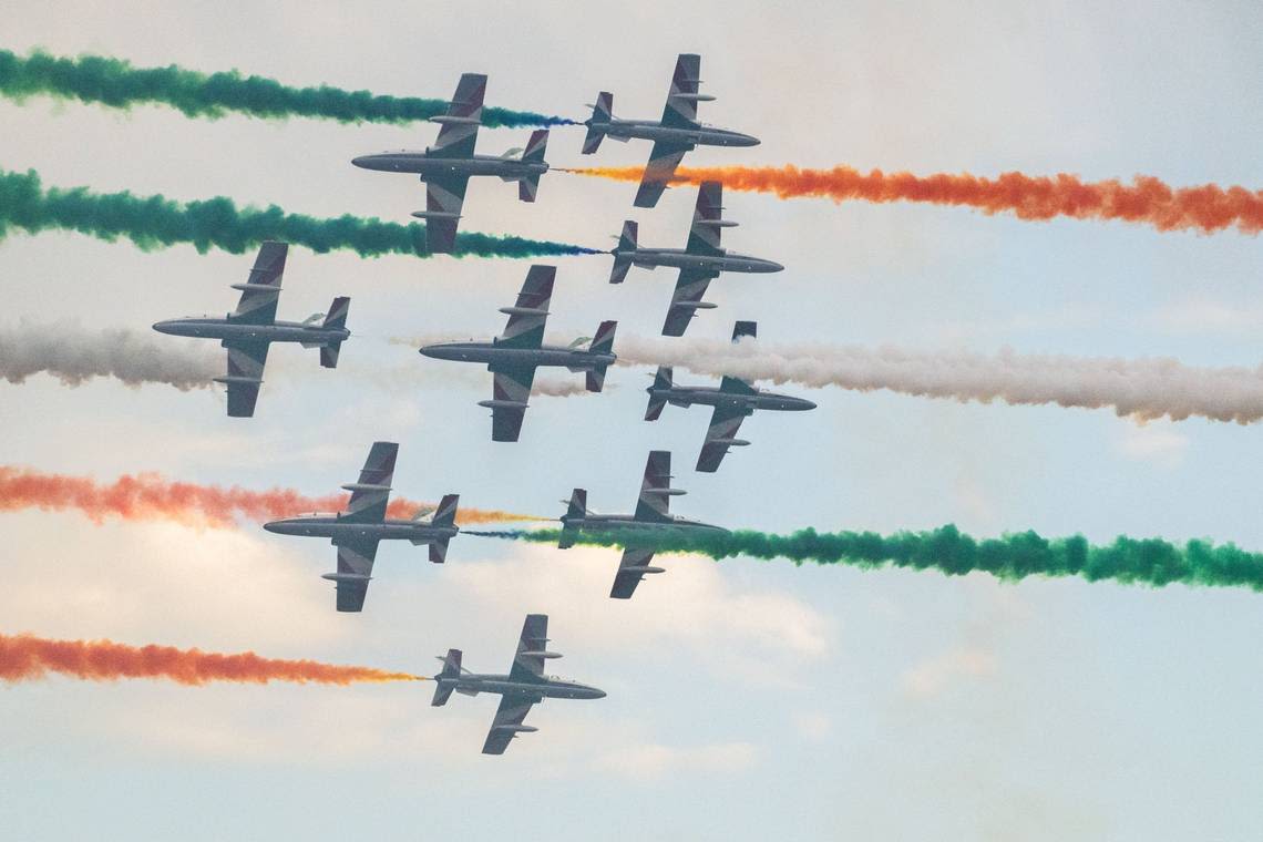 Flights and sounds of California Capital Airshow — Italians dazzle in skies, C-5 wows on tarmac