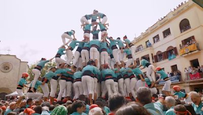 Faut pas rêver (France 3) - Plongeon de la mort, castells... les drôles d'exploits des champions de l'extrême