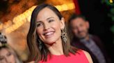 This Is Jennifer Garner’s Go-To Hair Product for Her Signature Bob