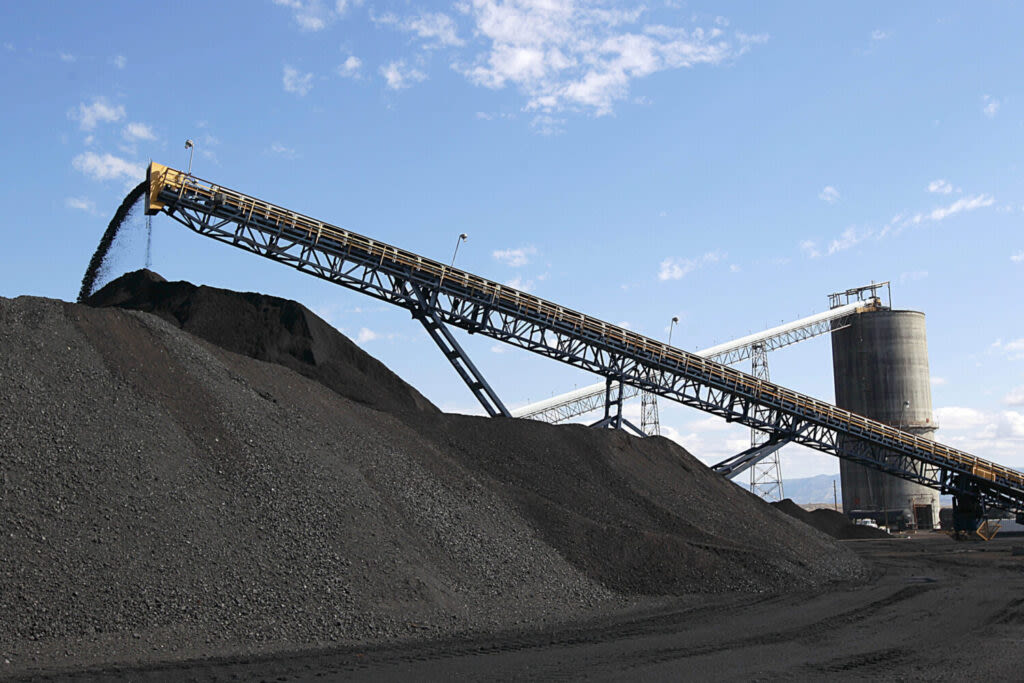 North Dakota leads state pushback on new EPA coal rules