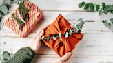 14 Eco-Friendly Gift Wrap Ideas That'll Wow Everyone This Holiday