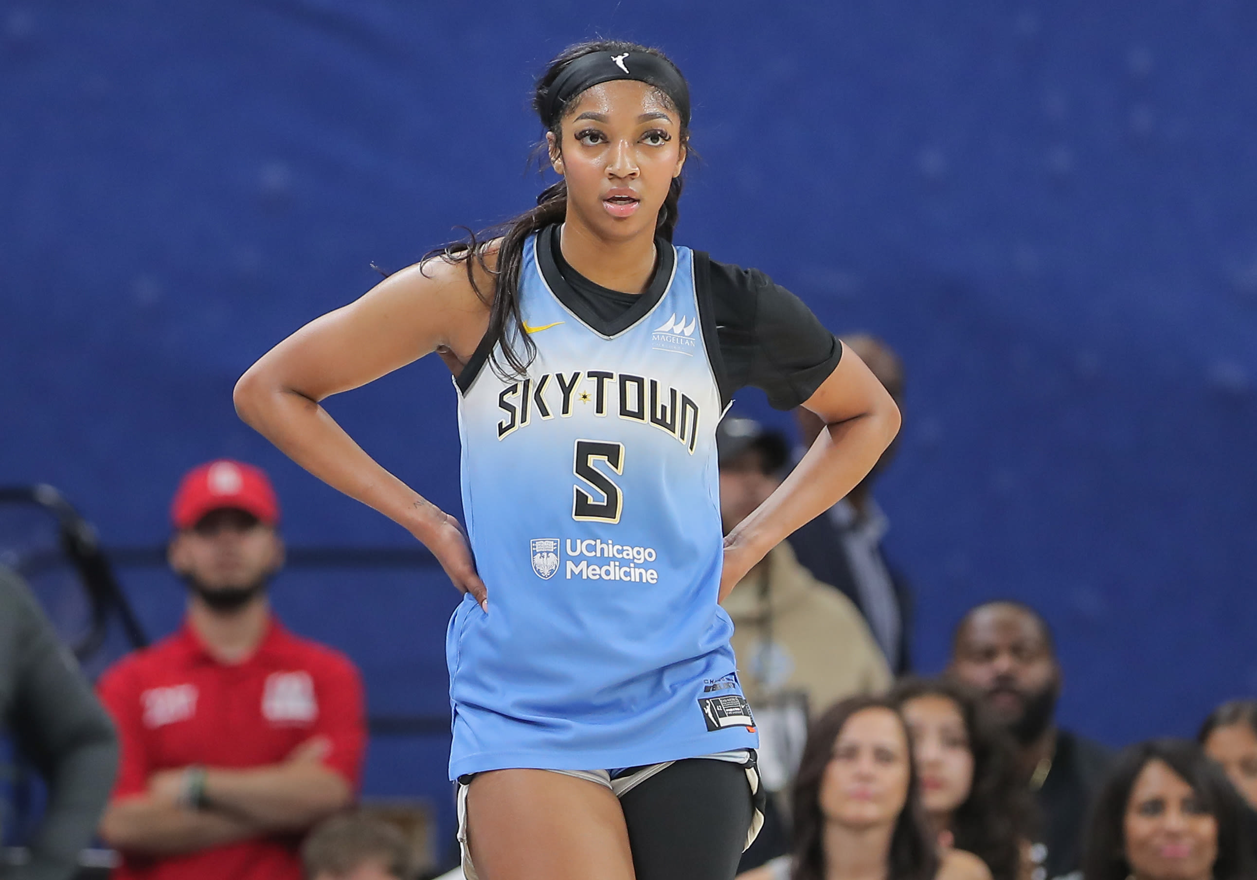 Angel Reese sets WNBA record with 10th consecutive double-double